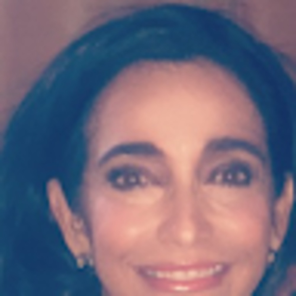 Meet your Posher, Desiree